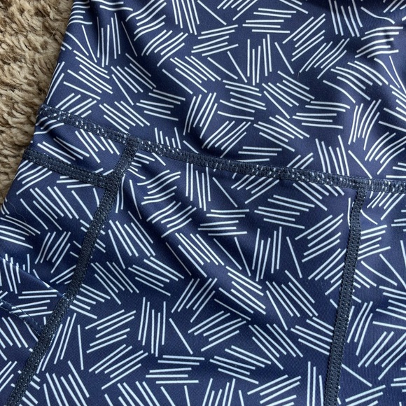 Zyia Active Leggings - Picture 2 of 5